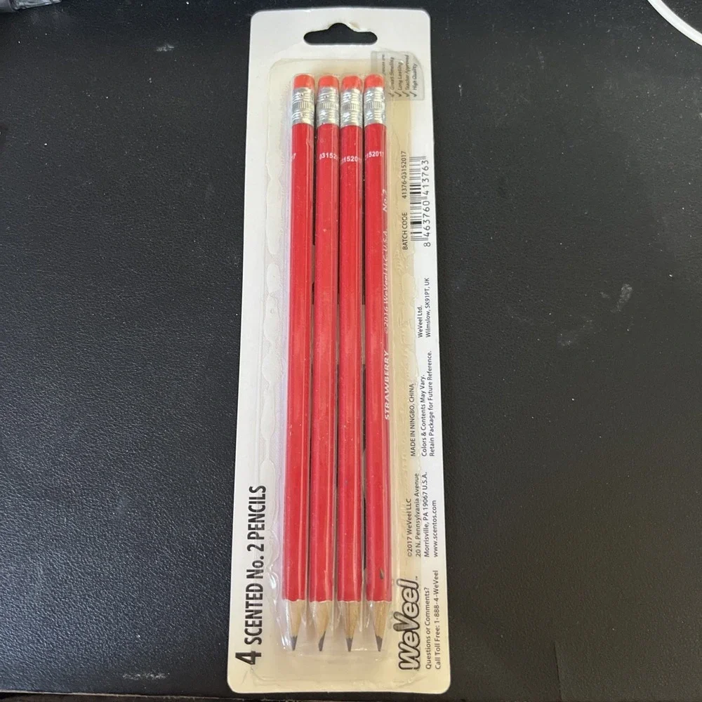 Scentos Strawberry Scented HB #2 Pencils Pre-Sharpened - NEW IN‎ PACKAGE